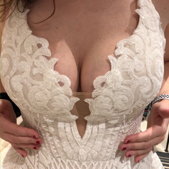 NWT-STUNNING Hayley Paige “Topanga” BHDLN wedding dress - Picture 10 of 16